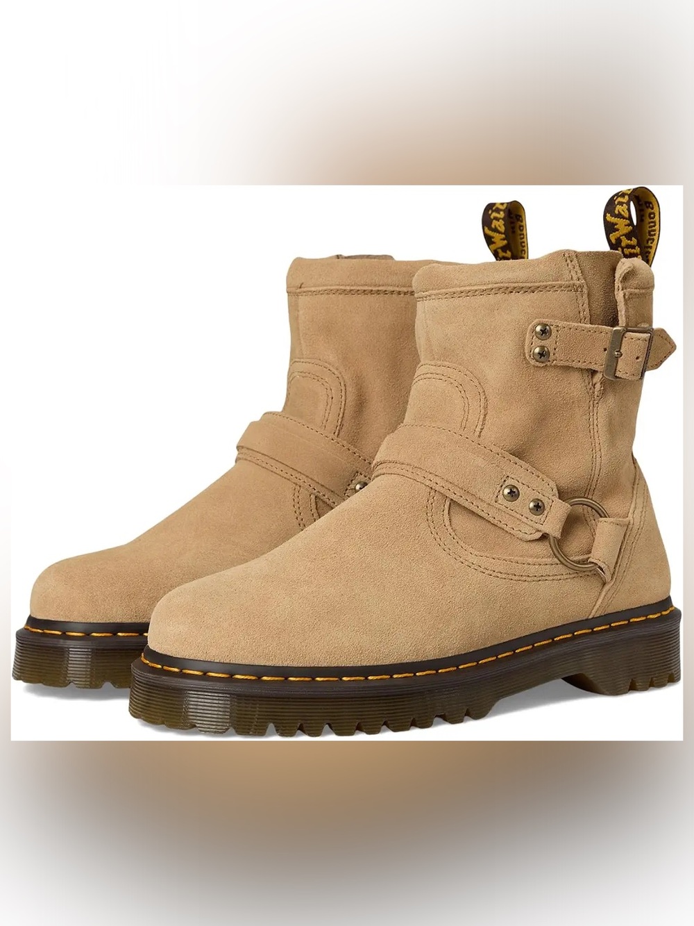 Dr. Martens® Anistone Harness
Color:Savannah Tan